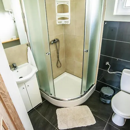 Air-conditioned Homes, Summer Pool, *