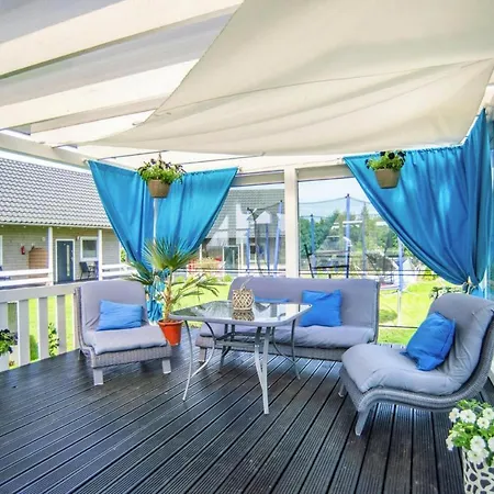 House With Terrace, Pool, Sauna, Whirlpool, Holiday home *