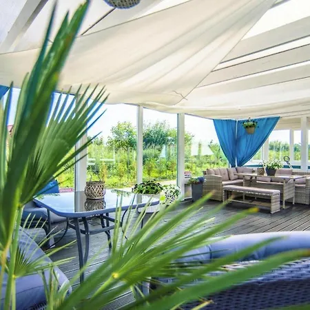 Air-conditioned Homes, Summer Pool, Nyaraló Rewal