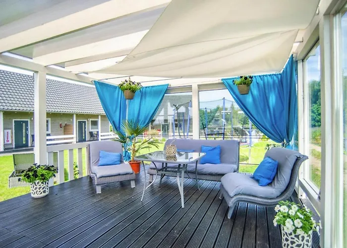 Air-conditioned Homes, Summer Pool, Nyaraló *