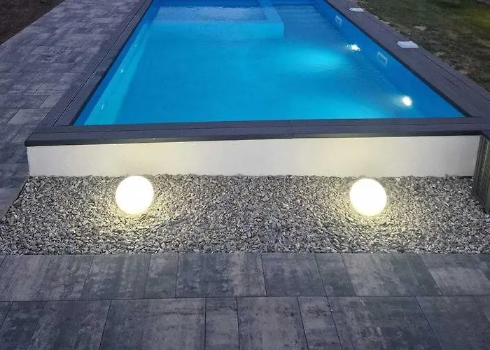 Nyaraló Air-conditioned Homes, Summer Pool, *